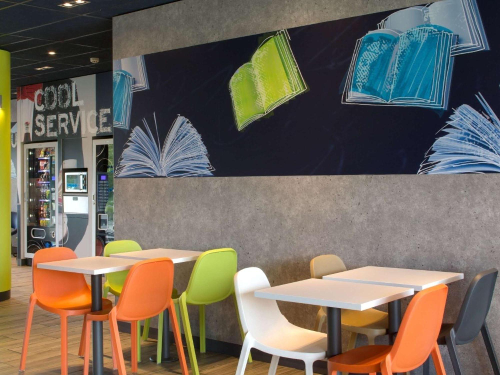 Ibis Budget Montceau Les Mines المظهر الخارجي الصورة