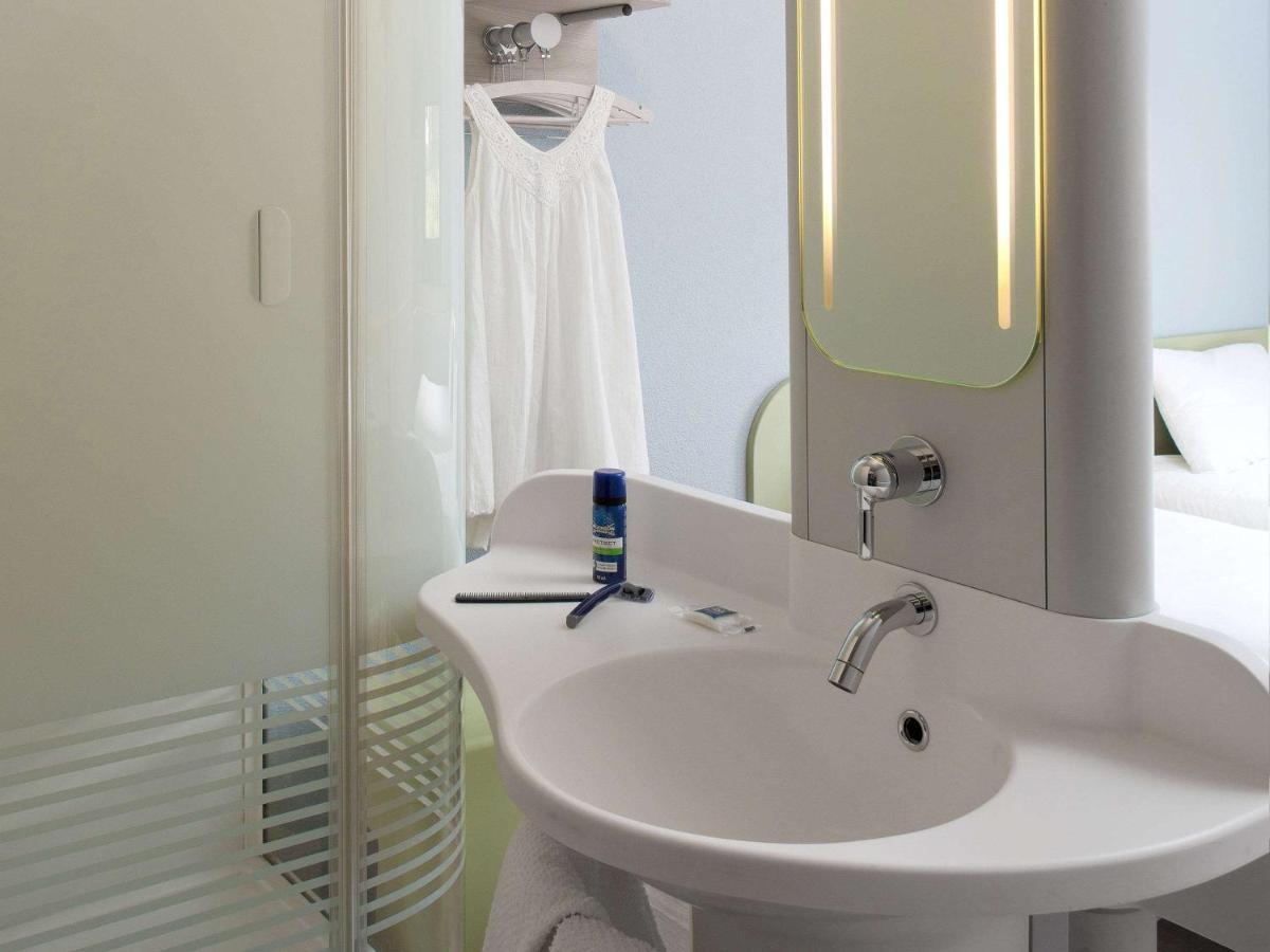 Ibis Budget Montceau Les Mines المظهر الخارجي الصورة